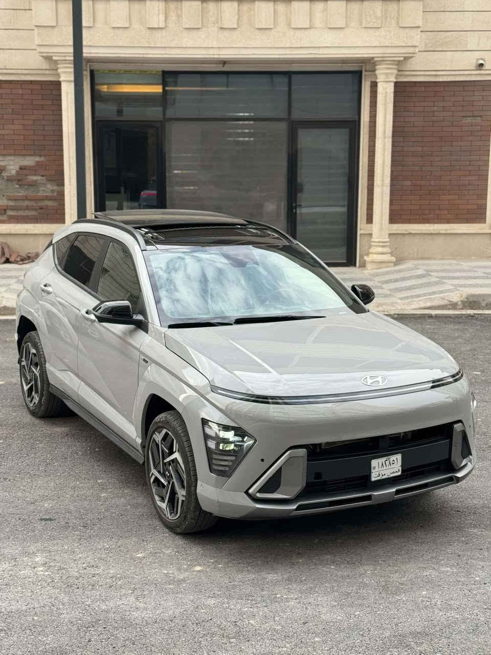 سلام وعليكم البيع هونداي كونا 2025 فأت ان لاين سياره احله من الصور ضررها خفيف فول مواصفات ابيع بدون رقم العنوان الدوره شارع 60 السعر 162 ورقه الهاتف (***********)و (***********)
