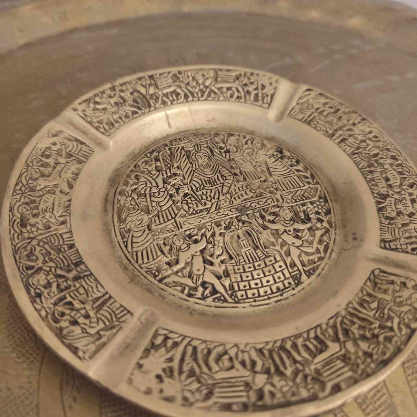 نفاضة نحاسية أنتيك
للتواصل على الواتس اب
***********
