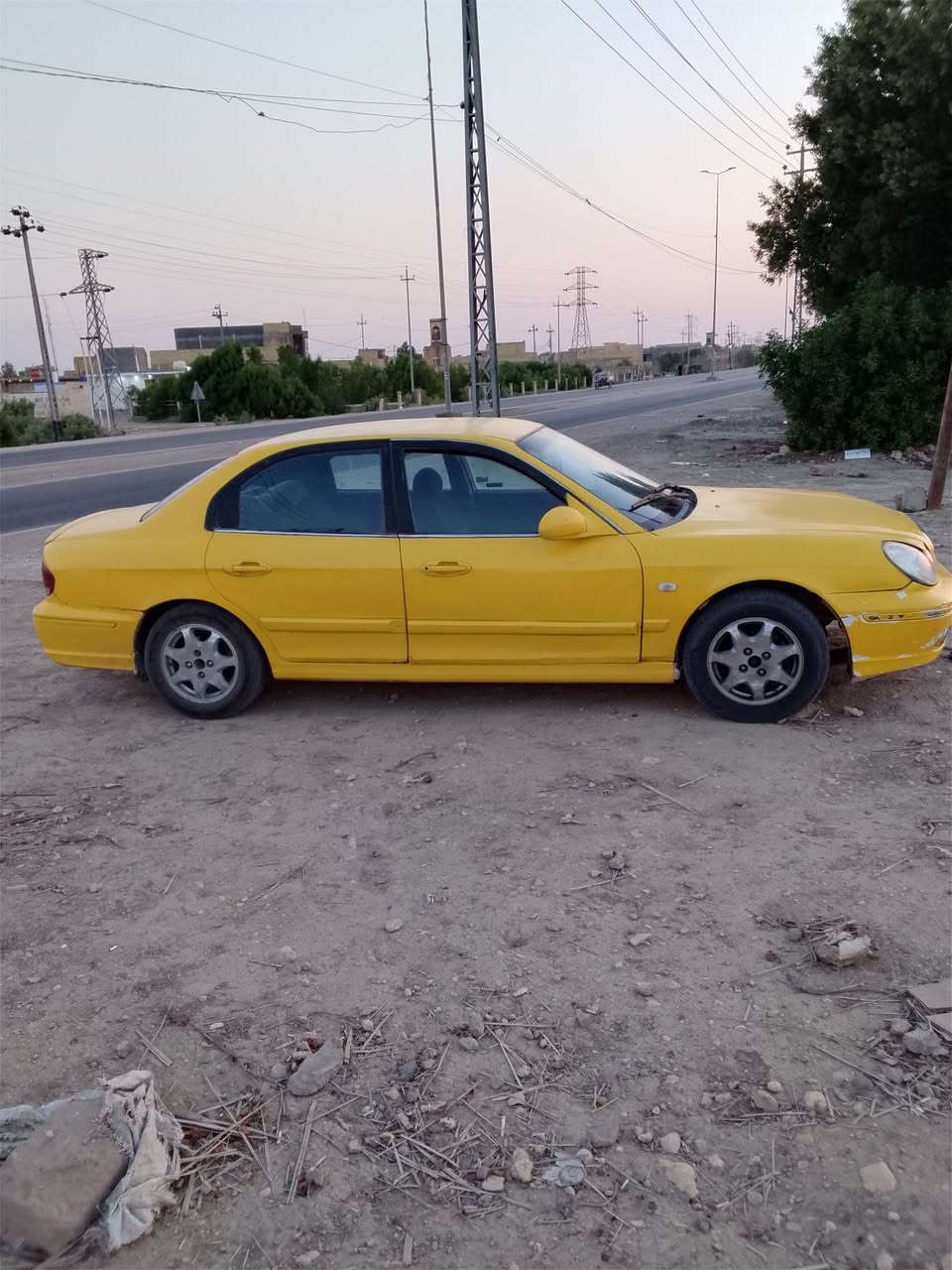 للبيع سوناتا وفود موديل ٢٠٠٢ رقم بغداد الماني.مكينه وكير كامري .راعيهة موجود تحويل .السعر ٢٥ وبي مجال.الاتصال ***********.  واتساب ***********

