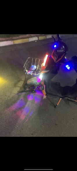 سلام عليكم
دراجة شحن X900 للبيع 

نضام بك

دبل اشاره

مثبت سرعة

لايت قوي 

بريكات بالمكان 

وبيه ملاحظات بسيطه 

مرايات موجوده بس يرادلهن شد 

مسند الراكب الوره يرادله ضب 

......

نسختين سويج 

شاحنة 

***********

السعر/ 425 وبيه مجال بسيط حك الجيه

..................
