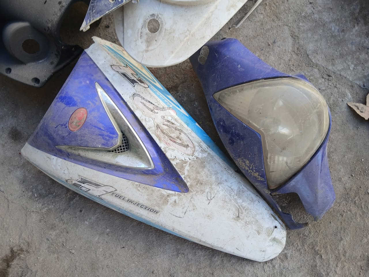 غراض كامكو gp120  للبيع
ابيعهن كلهن ما ابيع قطعه قطعه مكاني البصره


**إذا كنت صاحب هذا الإعلان وتريد حذفه لأي سبب، رجاءا أرسل رسالة إلى الدعم الفني**