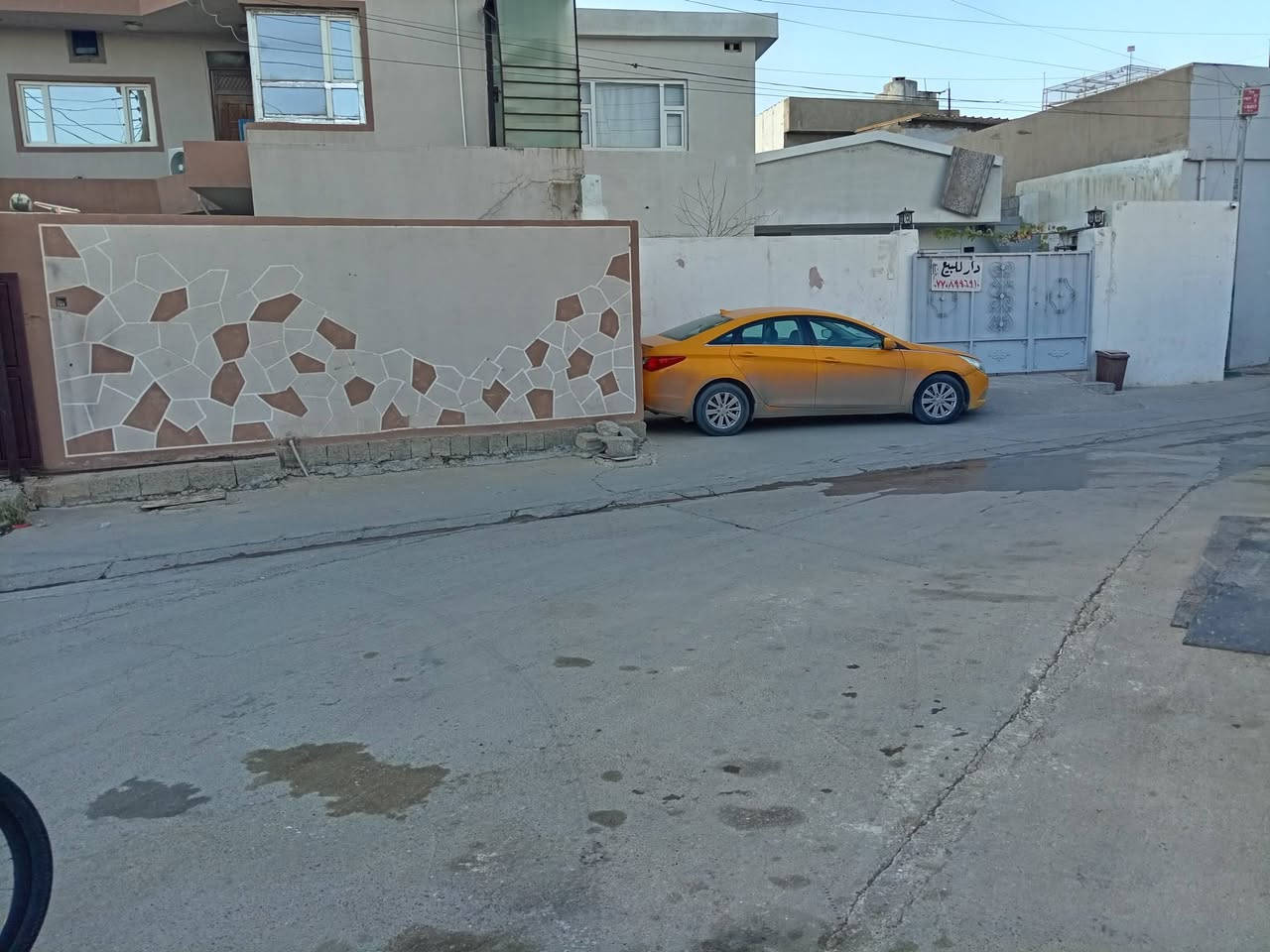 دار للبيع مساحة 130متر بيت جديد بيت رقم مابي اي نقس منطقه شورجة قريب تكية شيخ فواد زايد ***********قريب فرع جام تواب
سعر:75 بي مجال
