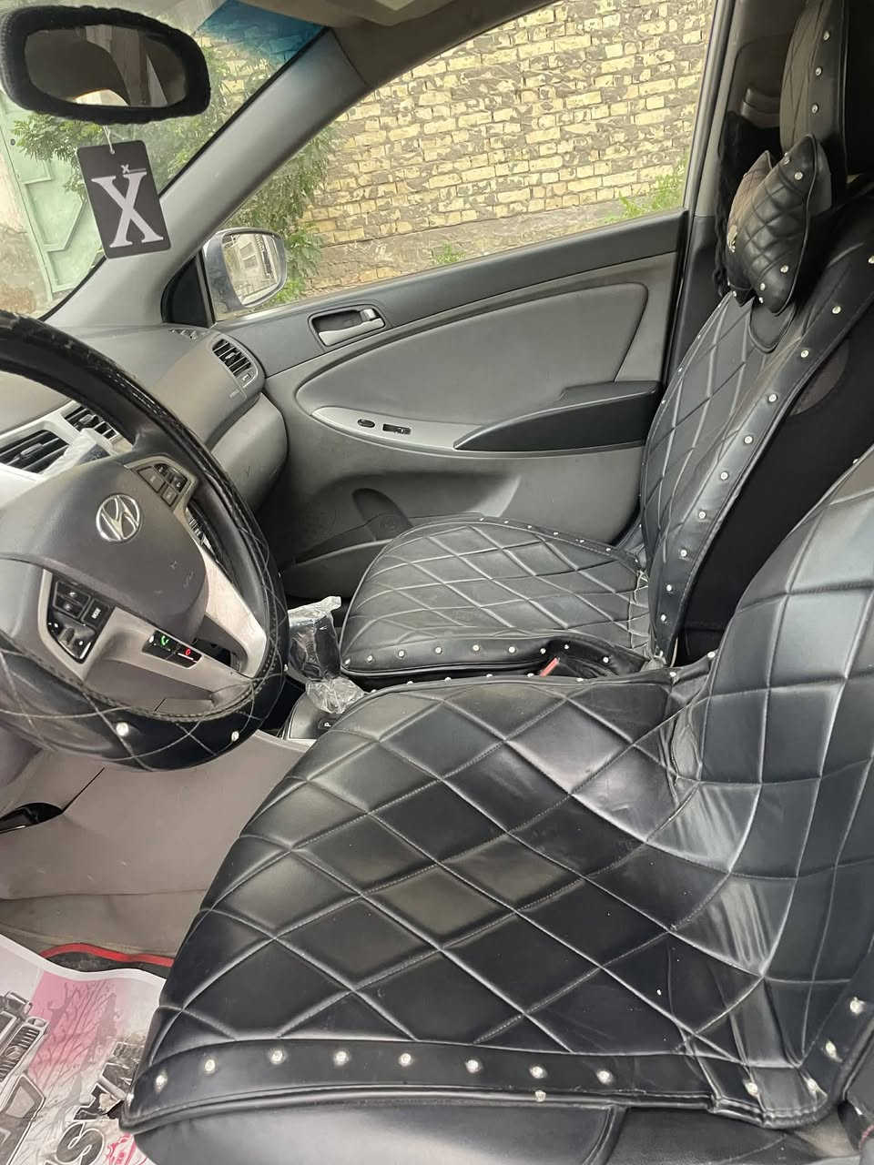 السلام عليكم كسنت للبيع موديل ٢٠١٦ وارد حادثه قبق جنطه وجاملغ خلفي وبيه تصليح ب حوض مكينه ١٦٠٠  مكينه كير مكفوله تخم تاير شاشه كامره تحكم ستيرن  سياره جاهزه رقم  بغداد دولي باسمي سونار ب منشور مكان سياره بغداد السعر ٨٣ بيه مجال بصيط الاتصال ***********
