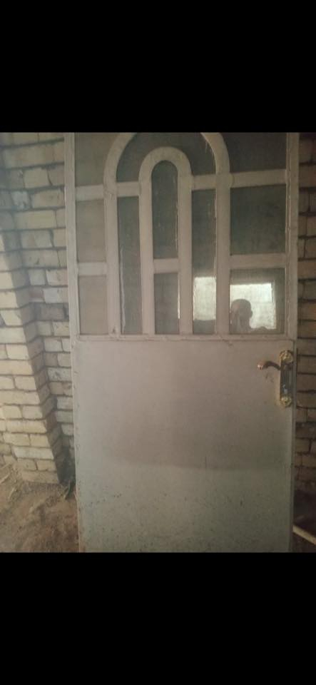 أبواب حديد عدد 2لسعر 100وييهن مجال ***********
