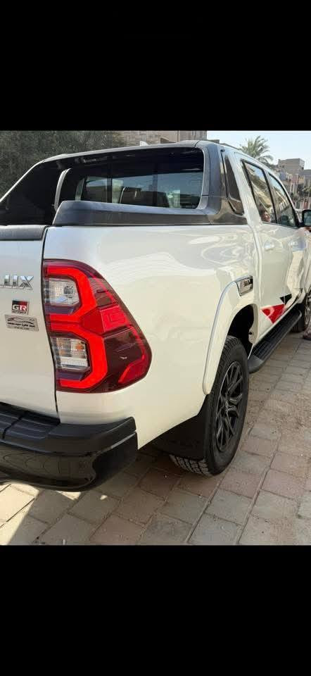 سلام عليكم
تويوتا هايلوكس 
بيكم موديل 2022 
مواصفات جي ار 
اعلى فئه بل بيكم جي ار 
السياره أخت الزيرو ماشيه 45 ألف
مكفولة كفاله عامه من كلشي 
معروفه مواصفات جي ار ما يحتاج اذكرهن 
رقم اربيل الدولي تحويل ثاني يوم 

السعر عند الاتصال 
الهاتف/***********
مكان السياره بغداد
