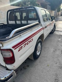 هايلوكس • ٢٠٠٠ • دبل