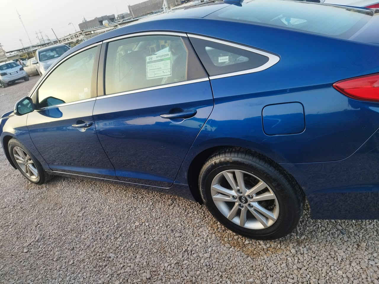 السلام عليكم
هونداي سوناتا 2017 وارد امريكي ضرر جاملغ خلفي وباب بدون دواخل الباقي كفالة كير مكينه صدر جدد تبريد سياره جاهزه بدون نقص تحويل مباشر السعر 118 وبيه مجال بسيط ترهم مراوس حسب القناعه رقم الهاتف ***********

