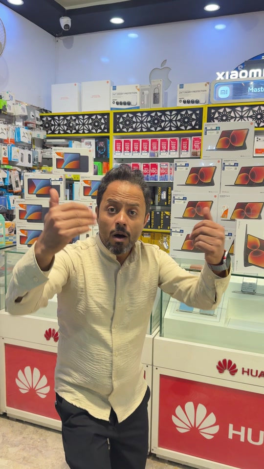 #xiaomi #العراق #البصرة  هذا هو جهاز Xiaomi Pad 8 اللوحي، والذي يأتي مع لوحة مفاتيح أصلية وكفالة لمدة 18 شهراً.  Xiaomi  +1 الأداء: يعمل الجهاز بمنصة Snapdragon® 8s Gen 4 Mobile ويستخدم نظام Xiaomi HyperOS. الشاشة: يتميز بشاشة مقاس 11.2 بوصة بدقة 3.2K ومعدل تحديث 144 هرتز. البطارية والصوت: يحتوي على بطارية بسعة 9200 مللي أمبير ودعم لتقنية Dolby Atmos® عبر أربعة مكبرات صوت. 


**إذا كنت صاحب هذا الإعلان وتريد حذفه لأي سبب، رجاءا أرسل رسالة إلى الدعم الفني**