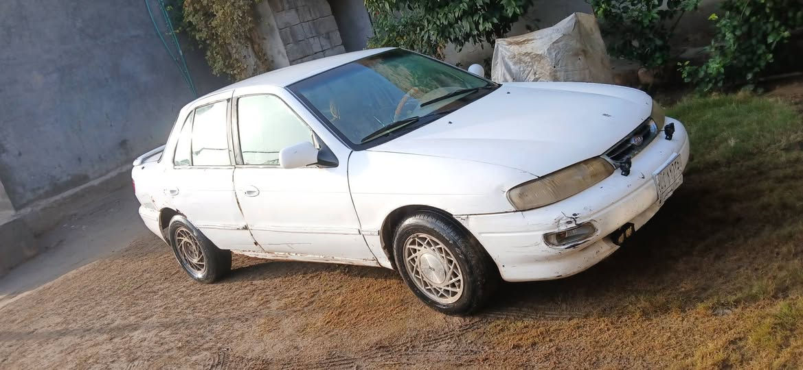 سلام عليكم للبيع كيا سيفيا مشروع وطني محرك وكير خير من الله السعر ٢٥ وبيه مجال مكان صلاح الدين بلد  الضلوعيه  الاستفسار ***********
