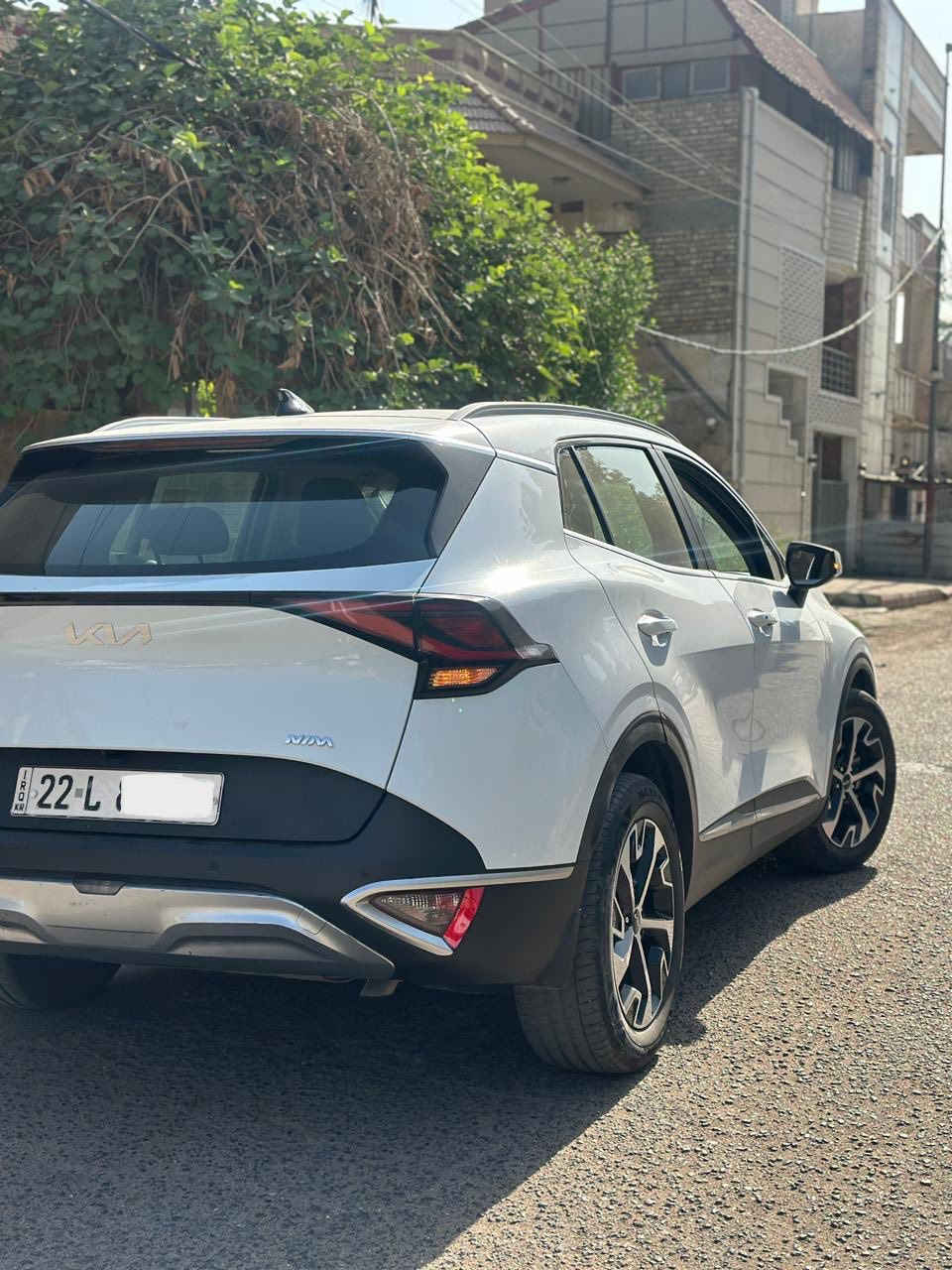 السلام عليكم سبورتج 2024 خليجي للبيع
السيارة مكفوله من صبغ ولبارد والفتح بيها طخة خفيفة بلدعامية الامامية وبداية البنيد من جهة العلامة ممعدلة على وضعها 
وكالة NIM اربيل وكالة او تحويل 
محرك السيارة 2000 دوش
مواصفات السيارة 
بصمة تشغيل وابواب 
مري شفط 
حساسات خلفية
رادارات جانبية 
شاشة لعرض الاعطال وشاشة وسطية كبيرة
ابل كار بلي واندرويد اوتو 
مداخل شحن 
اربع وضعيات قيادة
اوتو هولد 
سايد بربك بصمة 
ومواصفات اكثر 
السعر 218 وبيها مجال للاستفسار اكثر الاتصال على الرقم
*********** مكان السيارة بغداد
