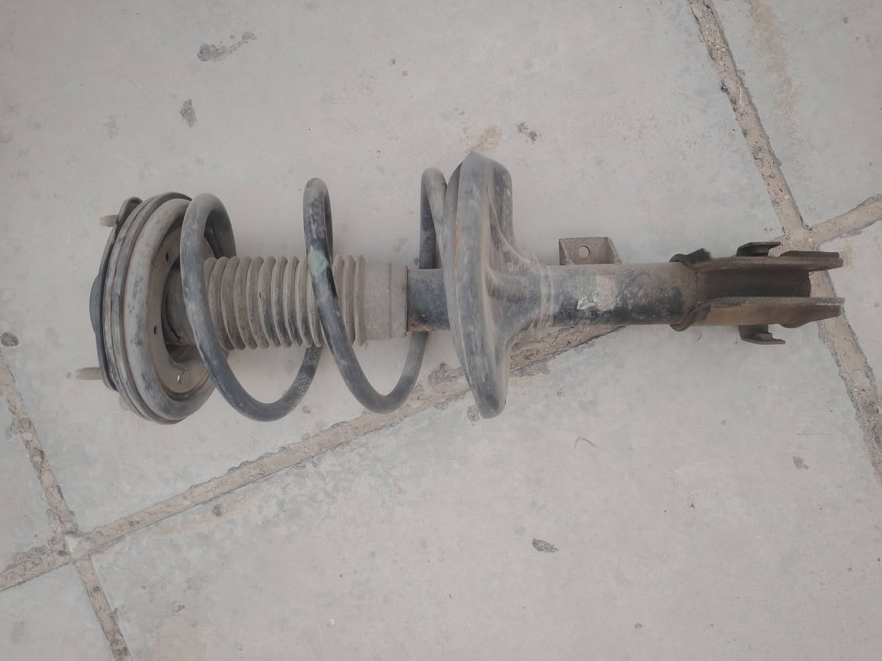 غراض متسيبوشي كلنت ٢٠٠٨ للبيع
كلهن شغالات كلمن وسعره للاستفسار ***********
