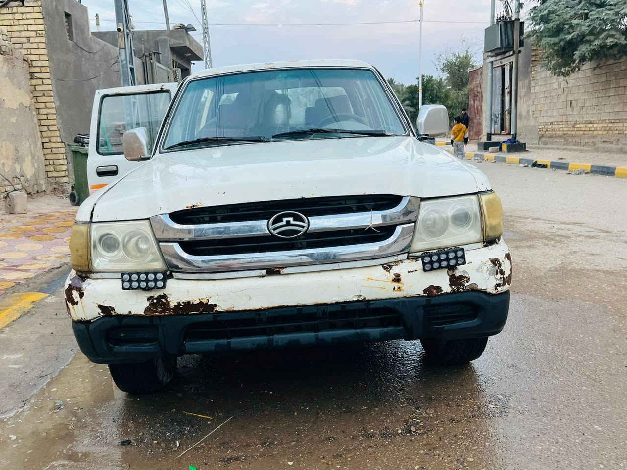 سلام عليكم بيكم دير 2007 أوراق منفيس فقط مكفوله من العشائر فقط 
كير ومحرك مكفولات
تواير جدد سياره جاهزه
العنوان سيد دخيل 
السعر 14 ورقه
رقم ***********
