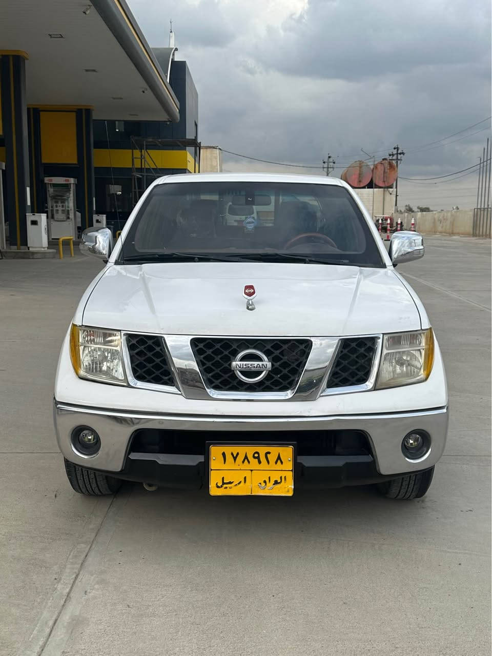 ***********-نيسان پيكاب ناڤارا مۆدێل ٢٠٠٩ یەك پەڵە بۆیاغی هەیە لەكەڵ كارتێك مەكینەی نەكراوەتەوە گێڕومەكینەبەشەرت تەحویل و غەرامە بەشەرت
*********** أربيل, العراق
