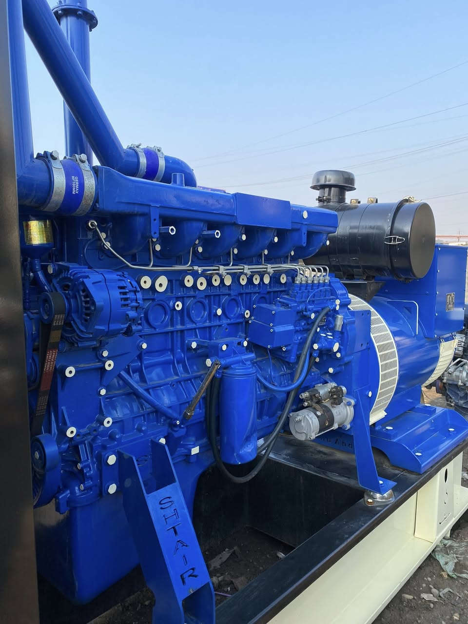 مولد اشتاير 24ولف بم كهربائي 300كيفي شغل درجه اولى للأستفسار ***********
