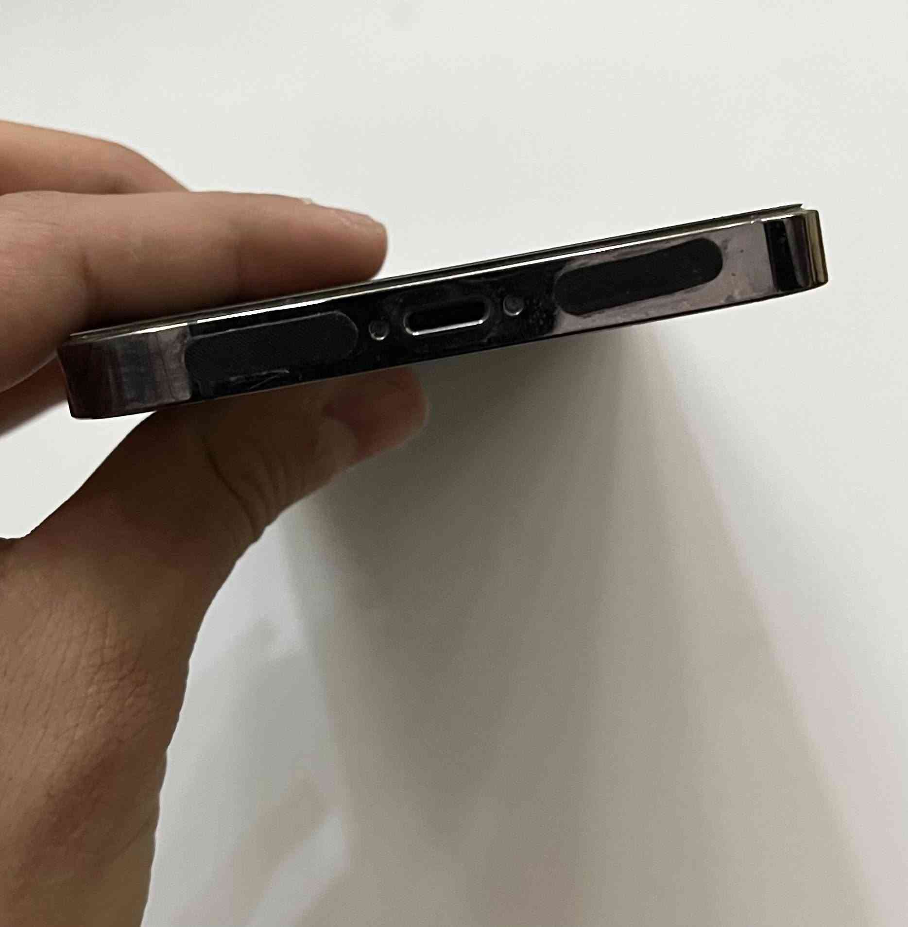 ايفون 14 برو ماكس للبيع 📱
ذاكرة 256
بطارية 🔋 83
ﻼ مفتوح ولا مبدل ايشي ع الفحص
وتر بروف 💧
نموذج M
طراز ZD/A
سنغافورة 🇸🇬
السعر خاص لو واتساب 💜.
مكاني نجف حي ميسان

***********
