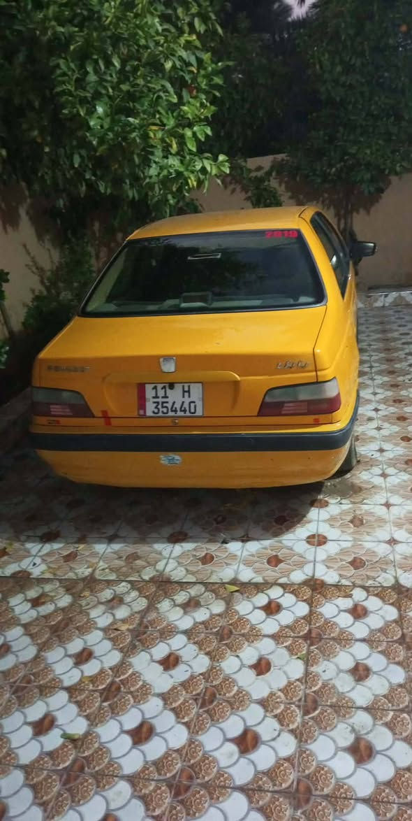للبيع بيجو موديل 18 سعر 65 مكان سياره سكندريه رقم الهاتف ***********

