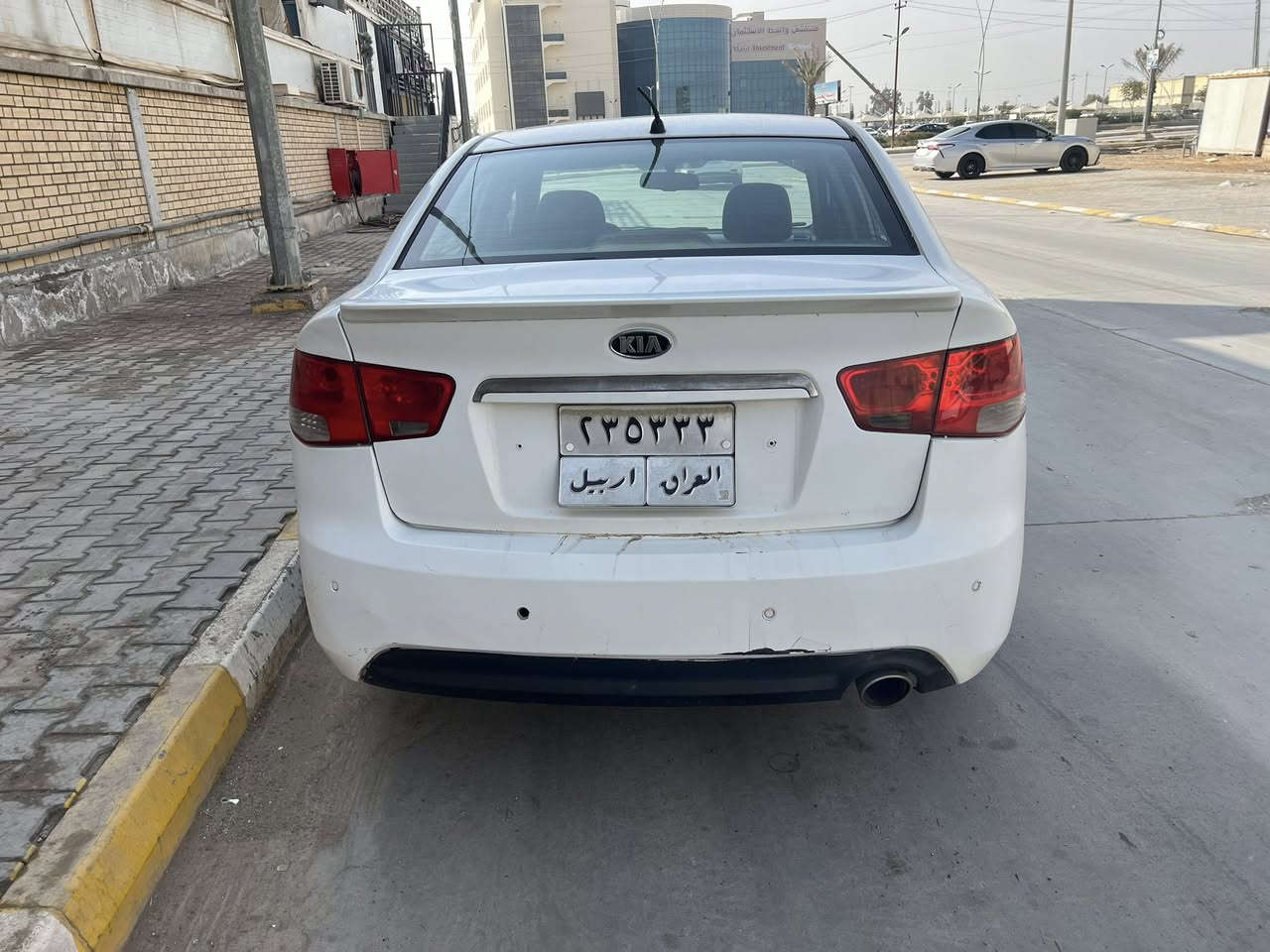 السلام عليكم سيراتو موديل ١٢رقم اربيل وكالة تحويل جاهزه السيارة مصبوغه احزام بدون كص او كلبة حدادية جديده تخم تاير محرك كير كفاله تدفئة تبريد جاهزه السعر ٧٣ قفل قفل للاستفسار ***********
