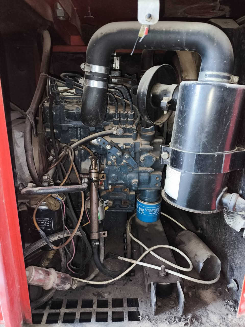 مولد كابوتا ياباني 3 سلندر حجم 1105 توليد 10KVA بلادي السعر 17 قفل العنوان اربيل  للأستفسار *********** يوجد توصيل لكافة المحافظات وبضمان 🚚
