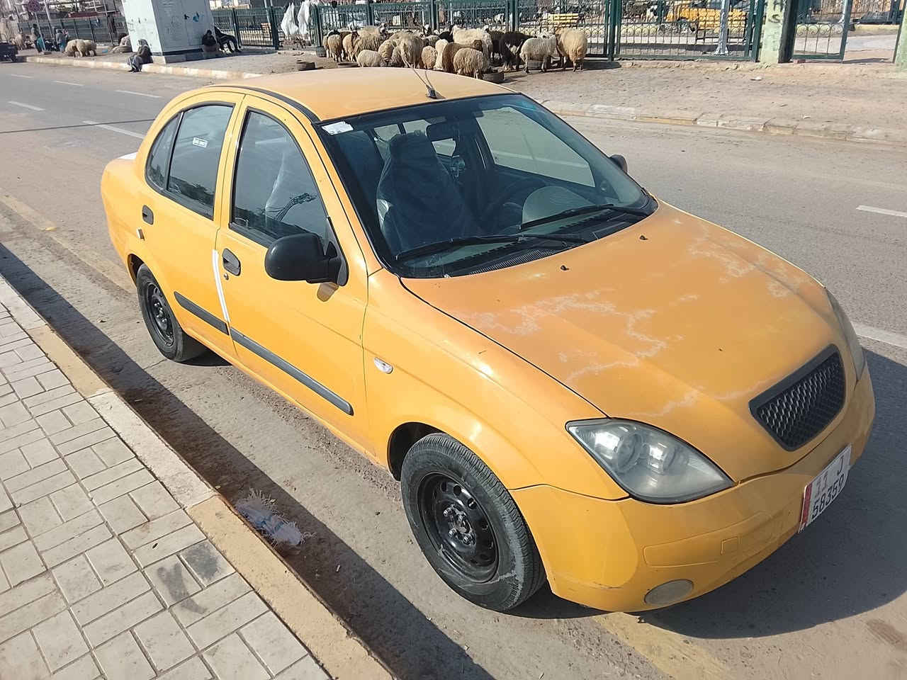 سلام عليكم طيبه للبيع موديل 15 مكفولة من الضربه وتبديل وصبغ محرك وكير وحداديه مصفره هيه وغرامات رقم نكليزي مكان كربلاء سعره 35.      ***********
