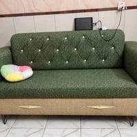 قنفات للبيع نضيفات كلششش اريد  أبيع077015845111 سعرهن٣٥٠