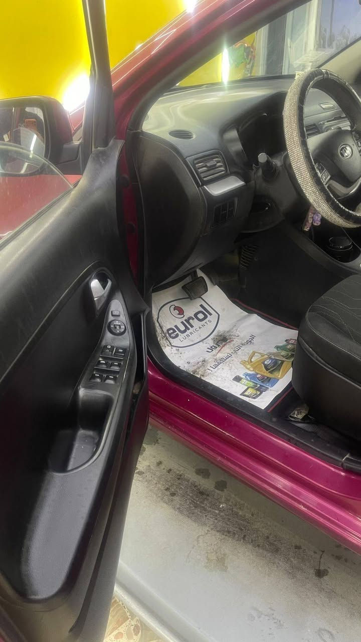 ك
كيا بيكانتو اللون المميز الكرزي موديل 2015 السعر المطلوب 88$ وبيها مجال بسيط ان شاء الله..


**إذا كنت صاحب هذا الإعلان وتريد حذفه لأي سبب، رجاءا أرسل رسالة إلى الدعم الفني**