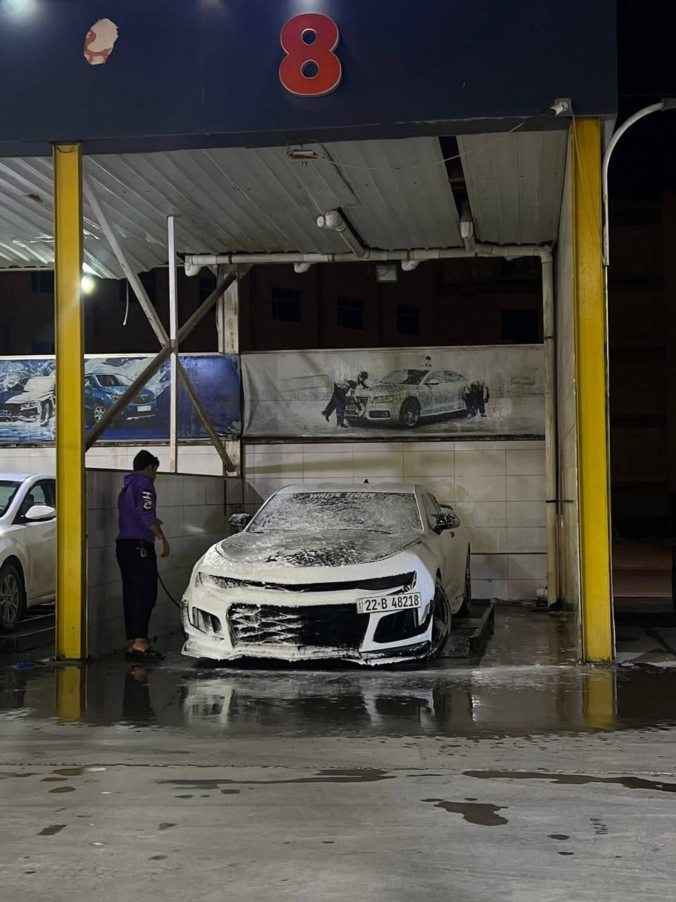 كمارو ٢٠١٦ 
V6
ماشية 90 الف كيلو 
دخلت كلين وصار بيهة طخطخات بالعراق السونار موضح بالصور وصور السيارة بالمزاد موجودات بالصور 
السيارة عليهة تفريغ وداون بايب وعليهة دبات فورتك بوابات ريمونت عليهة برمجة السيارة كلش قوية وعليهة نصبة تخبل 
السعر بالواتساب ***********
مراوس او بيع ماكو مشكله
