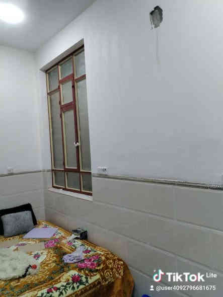 سلام عليكم بيت للبيع طابو زراعي سند 25 المساحه ٨٠ عنوان الرئاسه العبيدي شارع عشرين كاع ابو علي الدراجي خلف معمل الببسي السعر ٣٧ بي مجال *********** مراجعه سيد رياض الفاضلي
