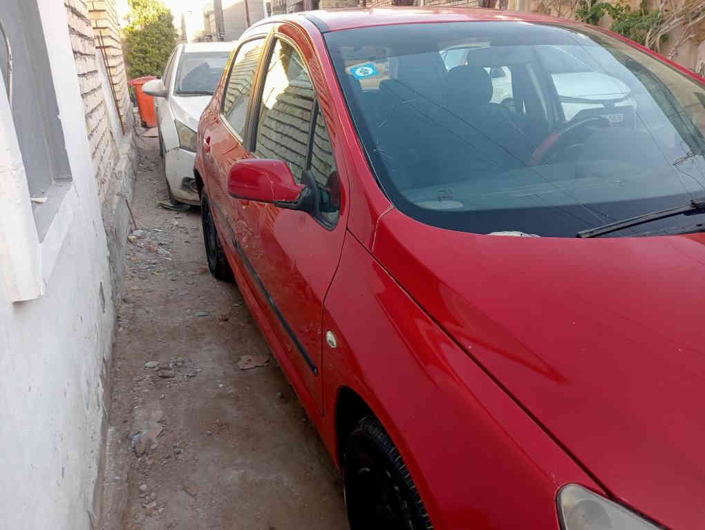 يجو 307موديل 2005 باسمي رقم انكليزي السياره جاهزه (كير محرك تبريد صدر تخم تاير كلهن مكفولات) للبيع او المراوس السياره بيه صبغ حزام وبيه تبديل بابين جه العبري نفس اللون السعر 41 مكان السياره الغزالية 
الاتصال 
***********
*********** بغداد, العراق
