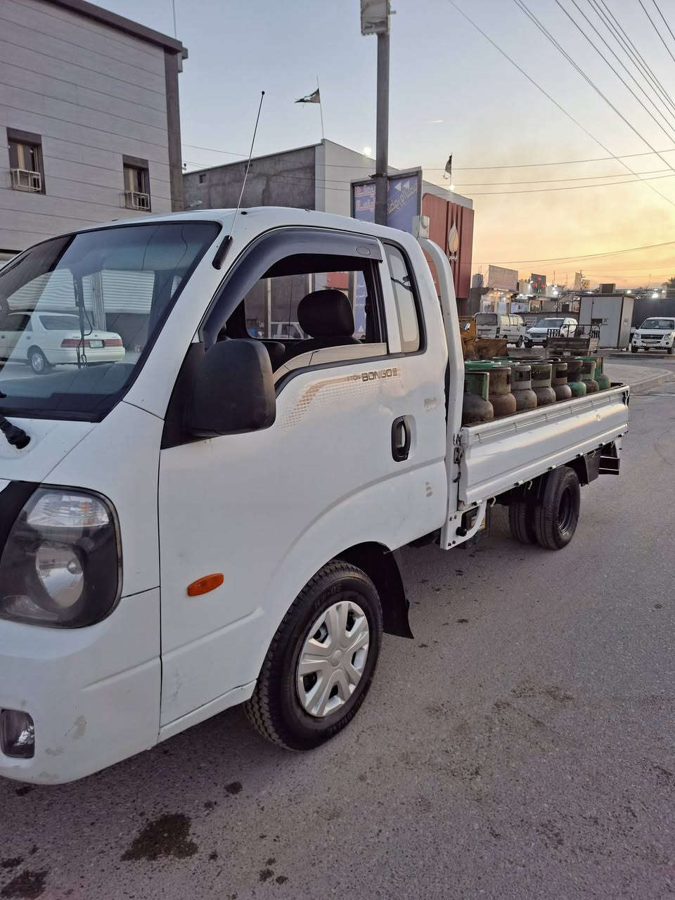 سلام عليكم كيه بنكو ادوات ادوات مديل 2016 اصل مامحدثه مكينه كير اكسل كفاله تبريد شغال كهربائيات كامله تخم تاير جديد تغليف بدي بليت ٣ملم مكاني البصره شط العرب
السعر 55 وبيها مجال
 ***********
