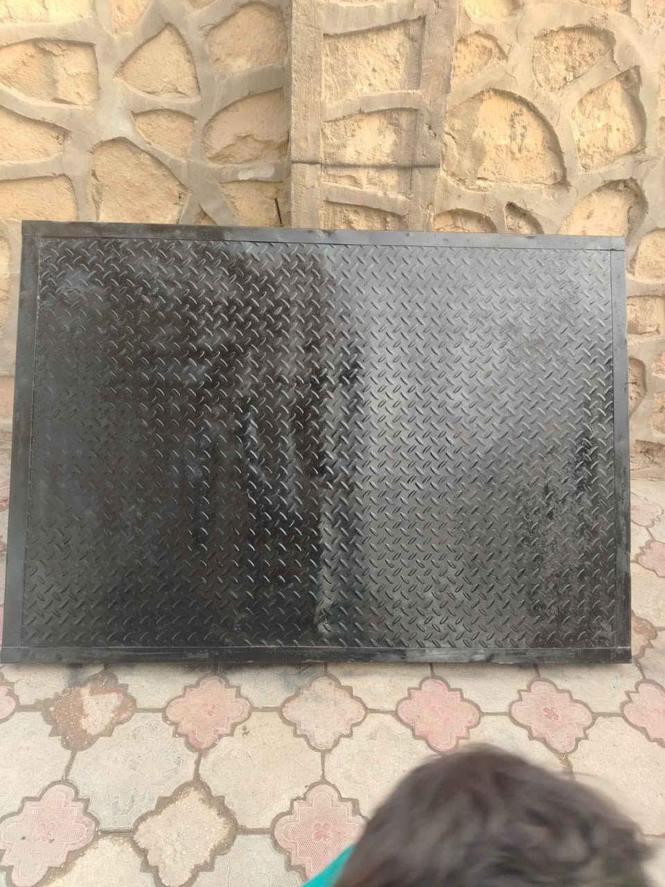 السلام عليكم حصيرة ام تي ار نضيفة 
مكاني النجف البراكية شارع الشفلات السعر 100وبيها مجال

***********
