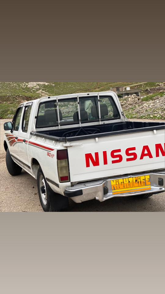 پيكاب نيسان موديل 2002محسن بۆ فرؤشتن ئارمە یەك دینار غەڕامەی لەسەرنیە مەكینە بەخ گێڕو مەكینە بەشەرتی هەمووشتێك  جێ جێ  سبخى هەڵدابوو  پەمپ عام  كراوەتەوە بۆجوانی یەك دووجێ معجونی هەیە ئەگەر نا باقی بەس پەمپە  بؤ جواني بي ده عمو ليدان *********** وەتس ئەپی لەسەرە شوێن سەروچاوە نزیك ڕانیە نرخیشی ٧٧ وەرەقە و مجال
