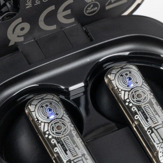 سماعة انفنكس لووب Infinix XBuds 3 Loop:

تصميم مريح: تصميم خفيف الوزن ومناسب للارتداء الطويل مع حلقات أذن تضمن الثبات أثناء الحركة.
جودة الصوت: توفر صوتًا نقيًا ومتوازنًا مع تحسينات في الجهير والمستويات العليا للصوت.
عمر البطارية الطويل: تدوم حتى 35 ساعة مع علبة الشحن، مما يجعلها مناسبة للاستخدام طوال اليوم.
شحن سريع: بفضل تقنية الشحن السريع عبر منفذ Type-C، يمكن شحن السماعات بسرعة كبيرة.
مقاومة الماء والتعرق: مقاومة للماء والتعرق بتصنيف IPX4، مما يجعلها مثالية للتمارين الرياضية والأنشطة الخارجية.
تقنية البلوتوث الحديثة: تدعم Bluetooth 5.3 لاتصال سريع ومستقر مع مدى اتصال جيد.
التحكم باللمس: واجهة تحكم باللمس سهلة الاستخدام للتحكم في الموسيقى والمكالمات بدون الحاجة إلى الهاتف.
ميكروفون مدمج مع إلغاء الضوضاء: يوفر مكالمات صوتية واضحة بفضل تقنية تقليل الضوضاء الخارجية.
التوافق الواسع: متوافقة مع مختلف الأجهزة الذكية التي تدعم البلوتوث، سواء هواتف ذكية أو أجهزة لوحية.
مواصفات السماعه جداً رهيبه 
الغاء الضوضاء التلقائي ليتلائم مع محيطك
صوت قوي مع مكبرات صوت داخليه مقاس 10 ملم 
 السعر 🔥 40 الف 🔥 مع التوصيل
للحجز اسمك وعنوانك ورقم الهاتف 

 ....................................................................................

 
  ⌚📲محل أيو فون 📲📲
متواجدين من الساعه 11ص الى الثانيه 12م
(  اكسسوارا⌚صيانة فوريه🪛 موبايلات📲)
نتشرف بيكم زبائننا الاعزاء❤️❤️

يتوفر توصيل لجميع محافظات العراق 

العنوان بغداد الحريه شارع العياده الشعبيه من جه الثالثه  قرب مستشفئ توجان الاهليه
للاستفسار اكثر مراسلتنا عبر واتس أب
***********
***********
 #ايربود
