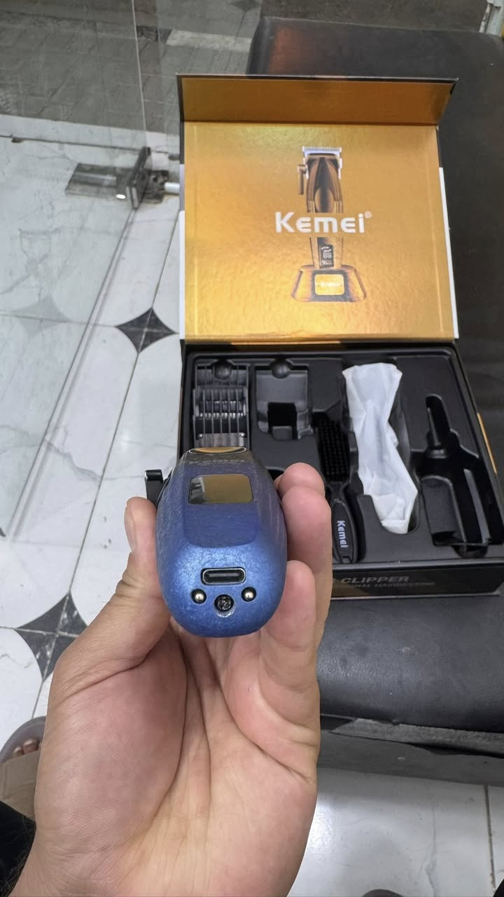 مكائن حلاقة للبيع كلمن وسعرها البصرة / الهارثة ***********
