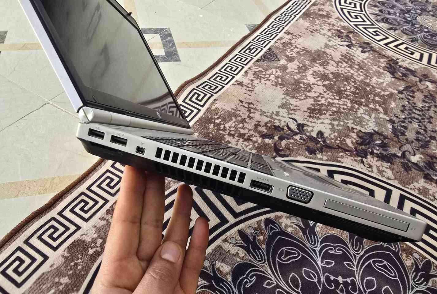 السلام عليكم لابتوب hp للبيع نظيف ويعمل بشكل جيد 
السعر ١٤٠ وبيه مجال للتواصل الخاص متواجد


**إذا كنت صاحب هذا الإعلان وتريد حذفه لأي سبب، رجاءا أرسل رسالة إلى الدعم الفني**