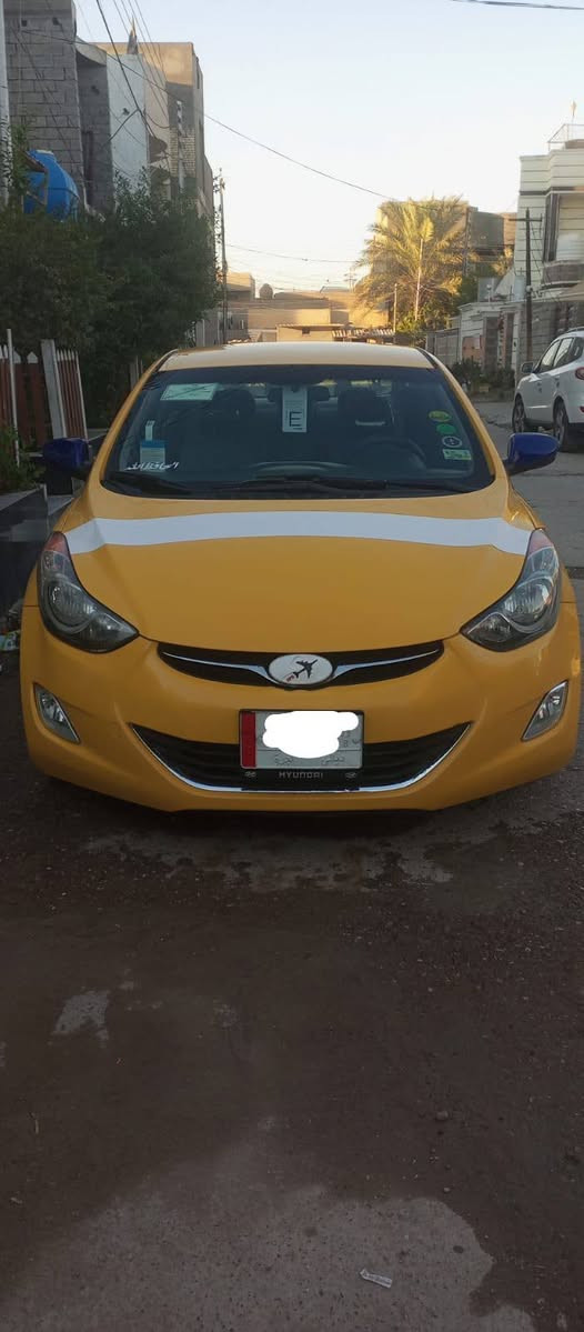 سلام وعليكم لسعر 97بيها مجال قليل النترا موديل 2012وارد امريكي حادث شويه من الباب بدون دواخل اليبل واحد تخم تايرات جديد صدر امامي خلفي جديد دوشمه جديده محرك 1800 دوش رقم ديالى بكان سياره ديالى بعقوبه ‏‪***********‬‏
