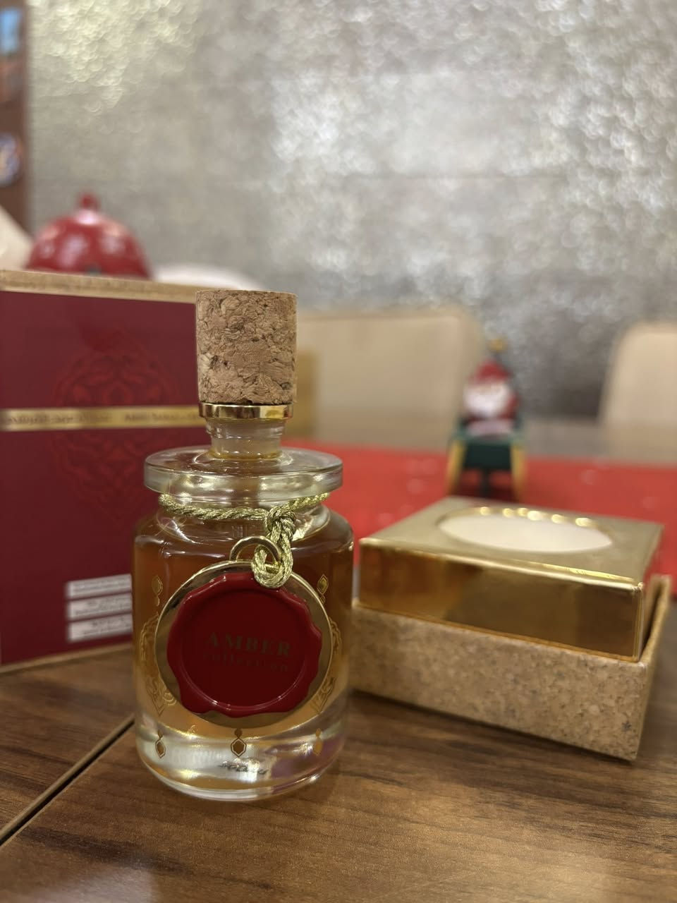 عندي هذا المسك رجالي من عبد الصمد القريشي من السعودية وهذا سعره بلموقع جديد على كد التجربة اخذته ب110$ اريدة ب100 الف قفل ويا الكيس مال وكالة للتواصل ***********
