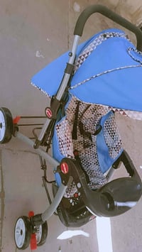 عربانه طفل نضيفه وما بيها شي رايدها 40 07715404078
