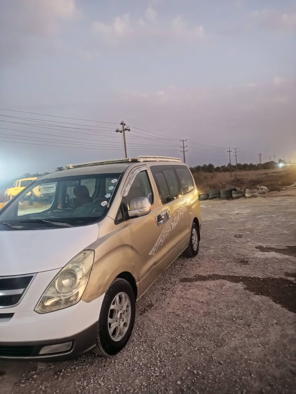 السلام عليكم 
ستاركس 2009 مفتوح محور مسكر السياره جاهزه كير محرك حداديه تبريد زوج تاير قبل سبوعين شادهن 
المكان ناصريه  التواصل على هاذه الرقم ***********
