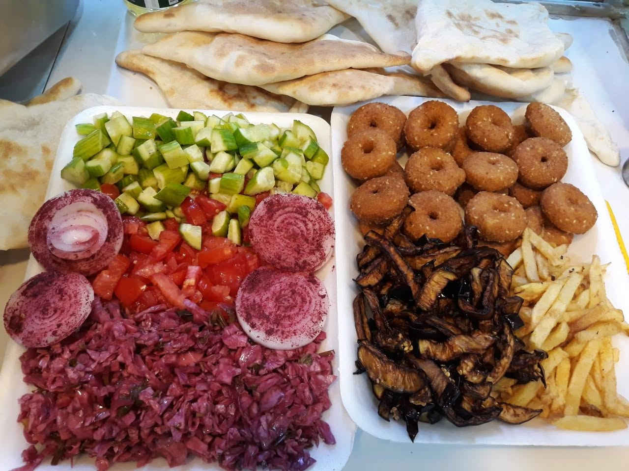طلبات الزبائن الكرام مليون الف عافية
اذا بعدك ما ماكل من اكلنه اطلب شنو منتظر
اتصل وادلل
***********
الشامية ركن شارع الحرية مقابل الجسر الصوب الكبير
