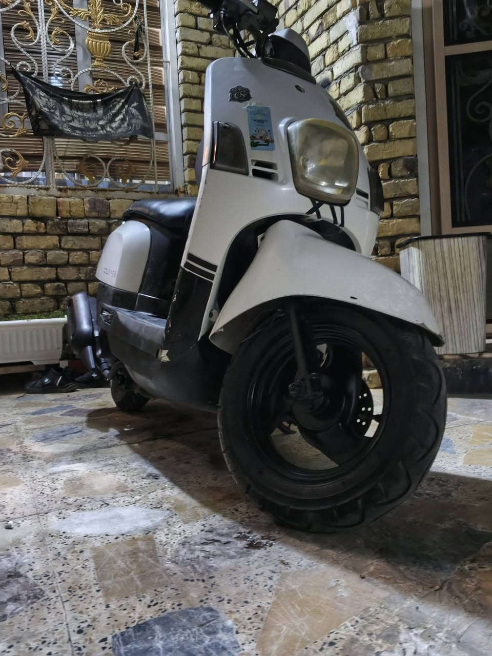 سلام. عليكم. دراجه. بوليس. كلهه. كامله. اوراق. عوزهه.  بس. لايت امامي. المكينه. مبدل بيهه بس. ولفات. وبيهه. صوت. كرنك. خفيف. الدراجه. ناعمه. وشلعه. ومعدل. للمراوس. فقط. مراوس. ب ماكس. شعدك. نزل. هاذ رقمي***********
