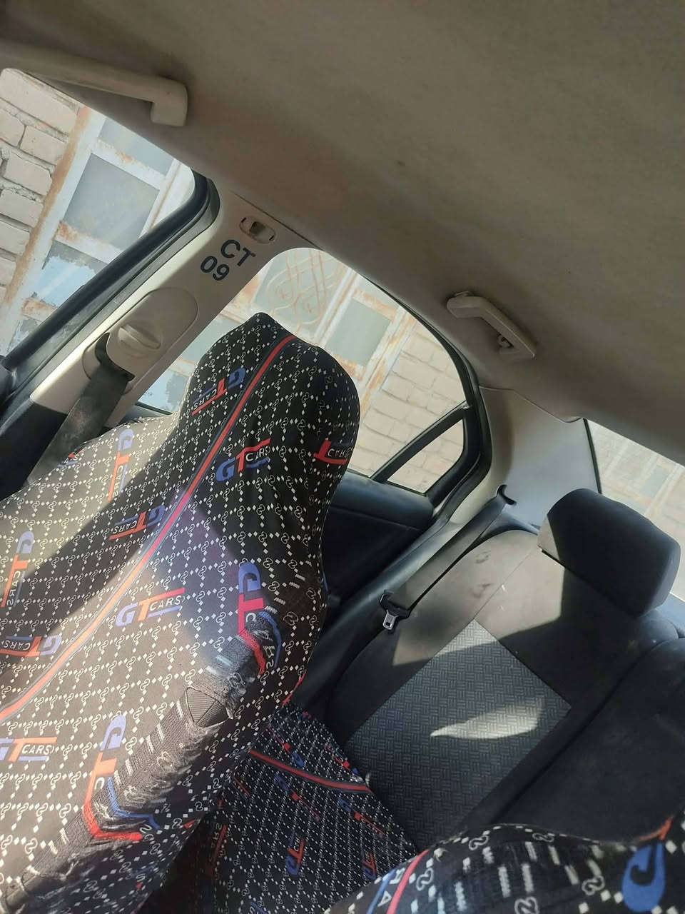 سياره  فورت لبيع موديل 2006  كير اوتماتيك وارد خليجي السيارة السنوية لغاية 2030 راعيها بالناصريه يريد مداور محرك وگير كورله  السعر 35 وبيها  مجال مكاني الشطره نضيفه جديده مكفولة من ضربه المكينه بيها خيط تبخير للملاحضه بس مامأثر عليها رقمي ***********
