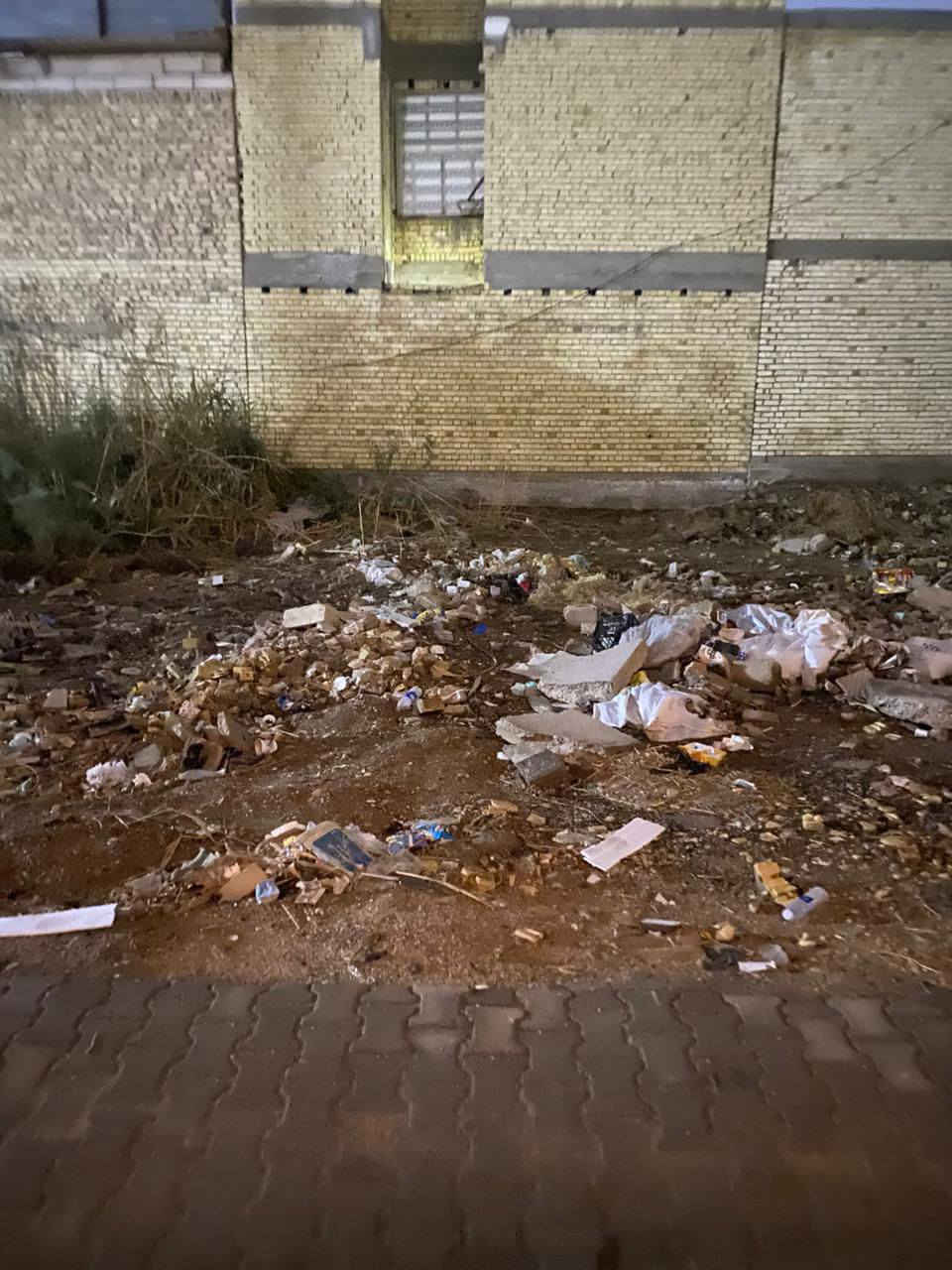 السلام عليكم 
قطعة أرض للبيع المساحة ١٠٠ متر واجهة ٧ ونصف نزال ١٢ ونصف
الشعلة الدوانم شارع بيت عنيد 
للاستفسار الاتصال على الرقم ***********
