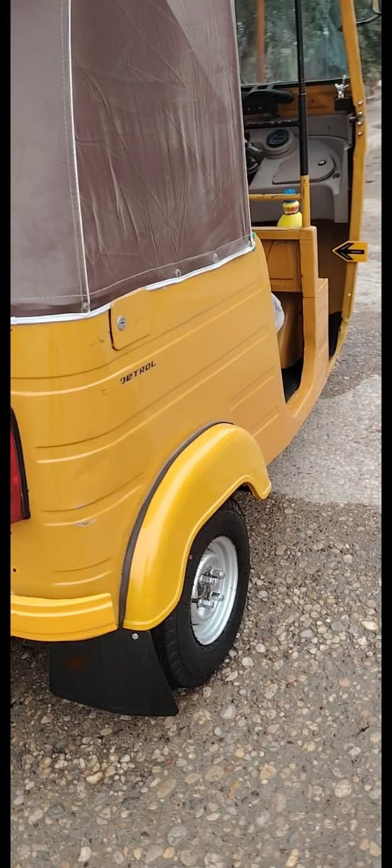 سلام عليكم تكتك للبيع مديل20رقم وسنويه سعر خاص رقم الهاتف
***********
