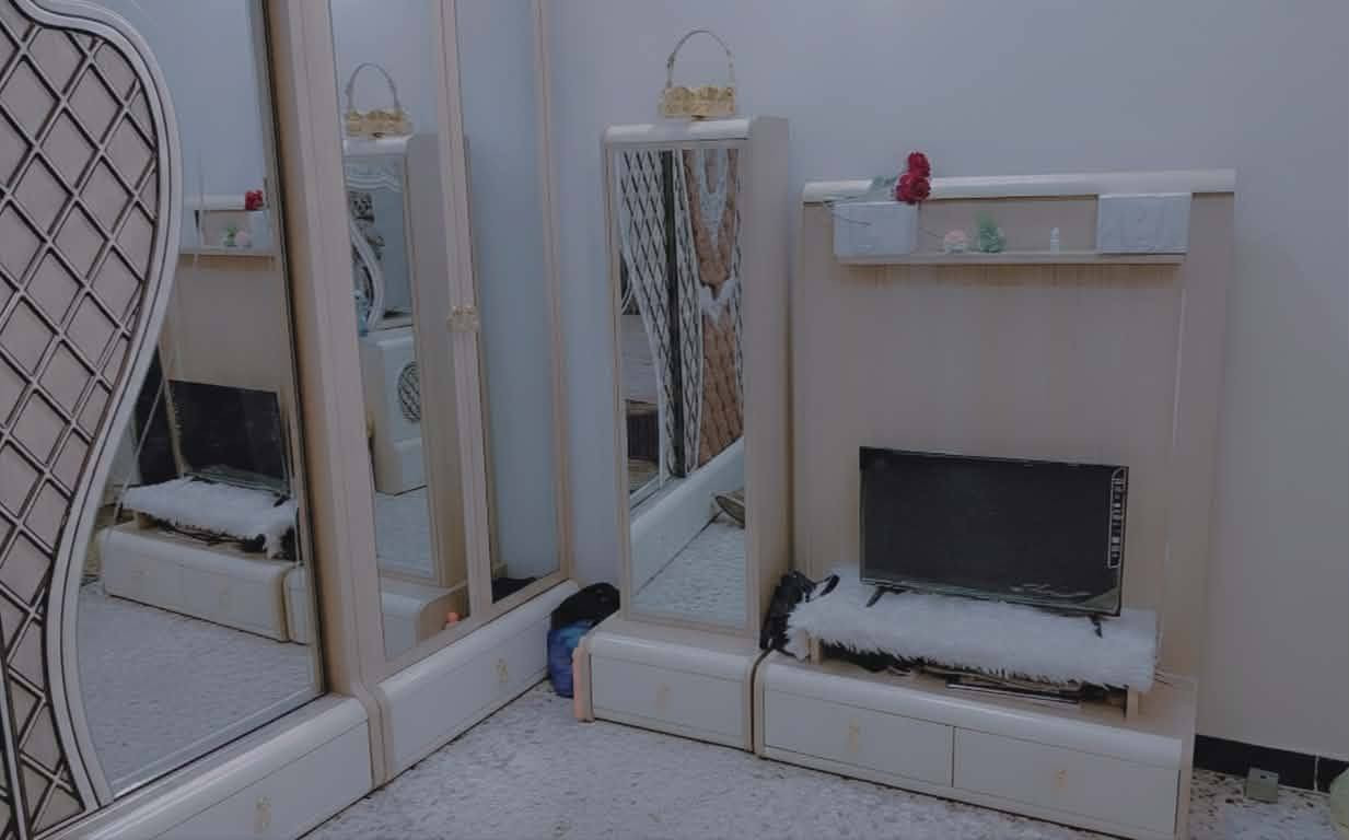 للبيع غرفه 11 قطعة ضخمه جديدة بعدها بجيسها كامله مكانها النجف السعر مليون ونص بيها مجال شراي خاص النجف, العراق


**إذا كنت صاحب هذا الإعلان وتريد حذفه لأي سبب، رجاءا أرسل رسالة إلى الدعم الفني**