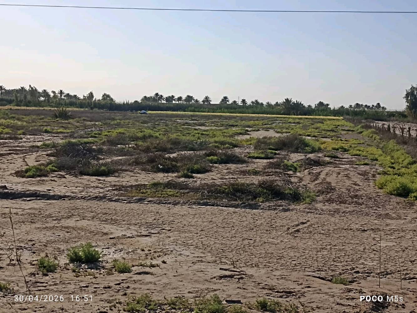 دونمين للبيع في اليوسفيه 
نهايت الشهداء بصف الضباط بيهه طريق من ضباط وطريق من شهداء 
طريق الهه جدامهه وبنهايته طريق  
مي جدامهه وبنهايتهه  وكهرباء فوكاهه 
وجدامهه جامع
واجهيه 21 

ونزالهه240
سعر دونم 53 مليون 