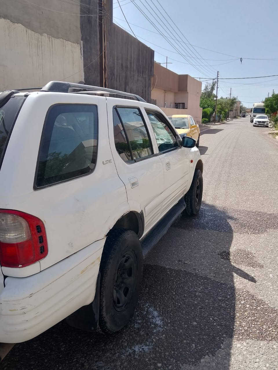 أزوزه ياباني للبيع موديل ٢٠٠١ رقم سليمانية رقم وسنوية جديد لغاية ٢٠٢٨ بسمي شرط تحويل والوكالة .... أني مكلف بالنشر اتصل بالرقم صاحبها  ***********
كير اوتوماتيك .... كوبون بنزين ⛽ موجود كير ومحرك شرط لاصرف لابخار صدر شرط تايرات شرط كهربائيات كلها شغال دواخل كلش نظيف سياره كلش حلو ونظيف صبغ حزام للجمالية بدون ضربه سعر ٤٩$ وبيها مجال شراي اتصل بالرقم صاحبها مكان سياره كركوك كركوك, العراق
