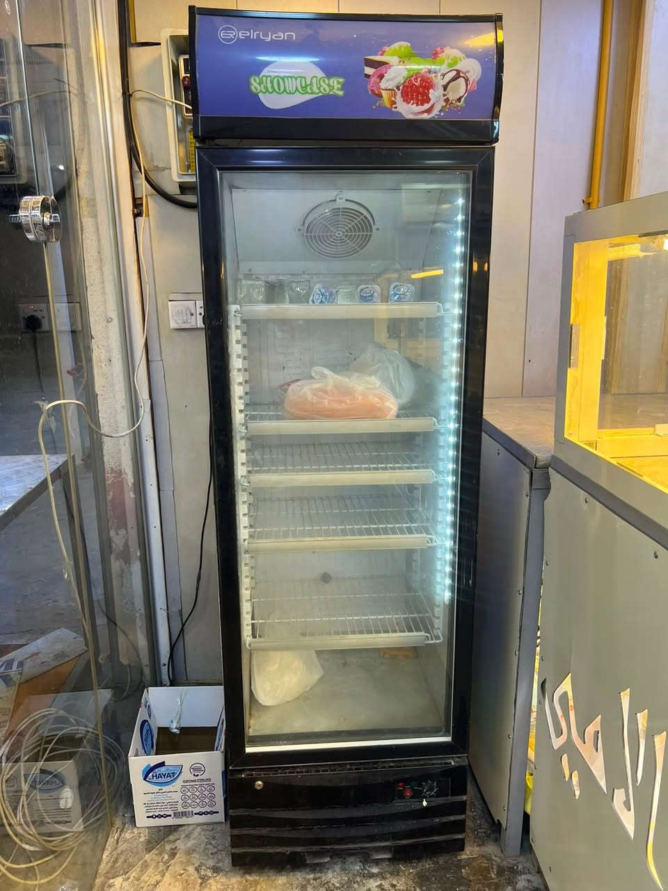 غراض محل كامله للبيع
عجانه جيس نضيفه ب350
براد نضيف تجميد 250
سبلت نضيف شغال فول سعره 250 
منجم حديد ب75
ميز حديد وجه مرمر قطعتين عله 3 متر سعره ب350
ميز فتح حديد 3 متر سعره 175
ميوزه وكراسي 3 ميوزه و9 كراسي ب150
جهاز كريب وافل ب175 
باترينه جبس ب100 مكينه حب ب150
صواني زنود جبير وصط 20 سعرهم 125
صواني صغار كنافه وياهن صواني وصط 10 ب50 الف
ساحبه حديد ب50 ساحبه صاروخيه عمل ب50
ميز حديد بي 3 عيون كنافه صغار وميز ثاني صغير سعرهم 150
طباخ عينين وطباخ عين نضيفات سعرهم 125
قطعتين ضوئيه شغاله اناره عله 200  قمريه 3 متر ب125 سخان صغير ب50 
حمايات 2 ب50 شاور هوه وميز حديد 100 
روله سلفون + ميزان ب50
مكاني الشعب الثعالبه ***********
