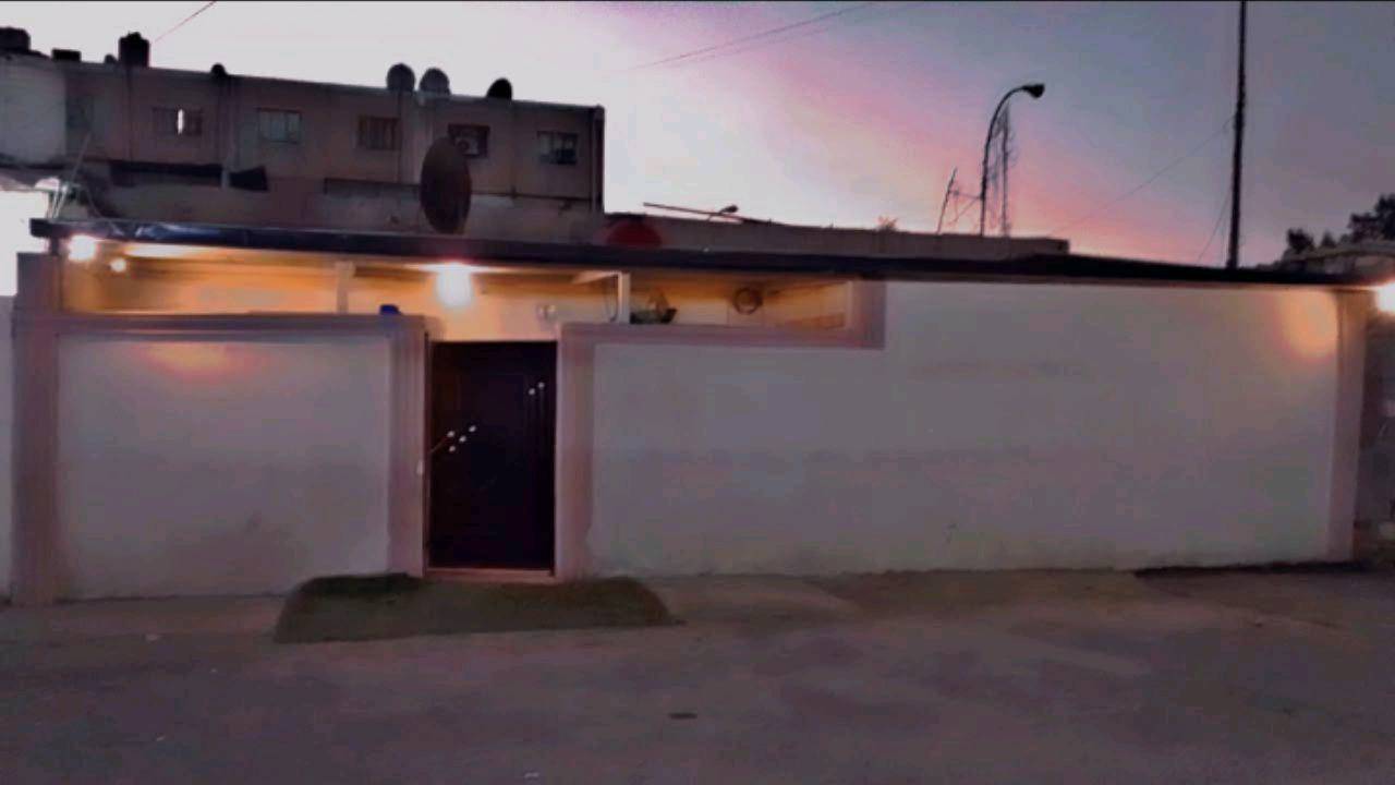 للبيع بيت تجاوز  واقع حال سعر 20
