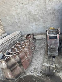 عندي دنك عدد6 وعندي عكال عدد 7 وعندي قالب منهول عدد4 للبيع سعرالنكه 15...