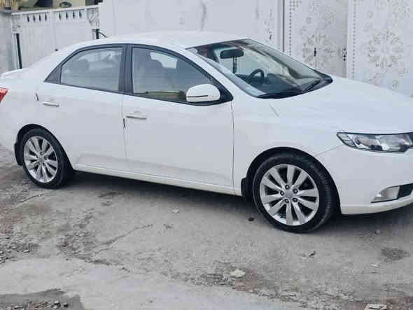 سلام علیكم 
سیارتو مودیل 2012
بدون صبغ 
بدون بارد
دبل كیر
امرایە شفت 
حاسە كامرە
5ويل 17 مرغوب
ABS
السيارة فول بدون تنته 
4تايرات زيرو
صالنصه جبير
داخل اسود
131 km ماشيه
سعره 125
السياره بسمي جديد السنويه والرقم
***********

سیرات مۆدێل 2012
 بێ بۆیاخ و بێ سارد 
 .  دەبڵ گێر
 ئاوێنە شەفت 
حاسە کامیرا 
پێنج ویل 17
ئەی بی ئێس
 فولە بەس سلایت و بەسمە نیە .
 گێر و مەکینە بە شەرت
 چوار تایەی اسپێری  تازە 
سالانسە گەورە
 ناو ڕەش 
131 هەزار رویشتوە .سعری 125 معامەلە بەناو خۆمەوەیه سەنەویو ڕوقەمی تازەیە
***********
